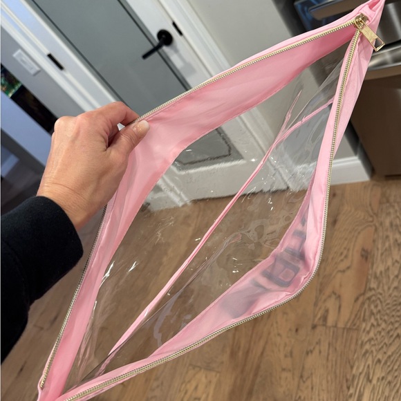 Pink Mahjong Set with Multi-Colored Racks 🀄️ - Picture 2 of 7